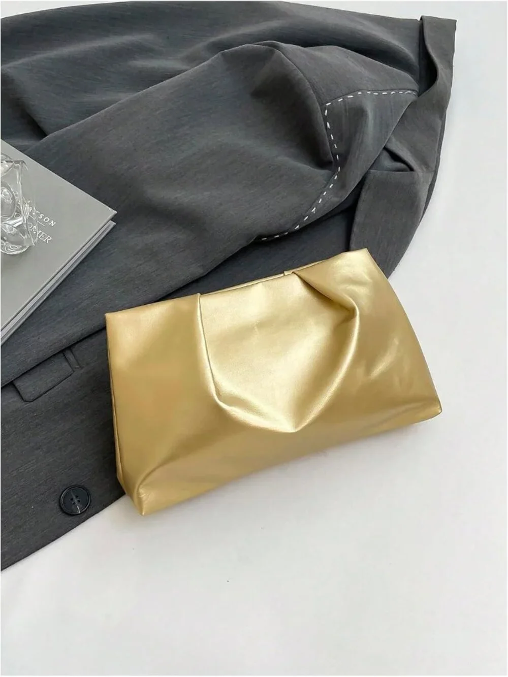 👜Women's Gold PU Leather Clutch Purses Small Zipper Elegant Ruched Handbag
